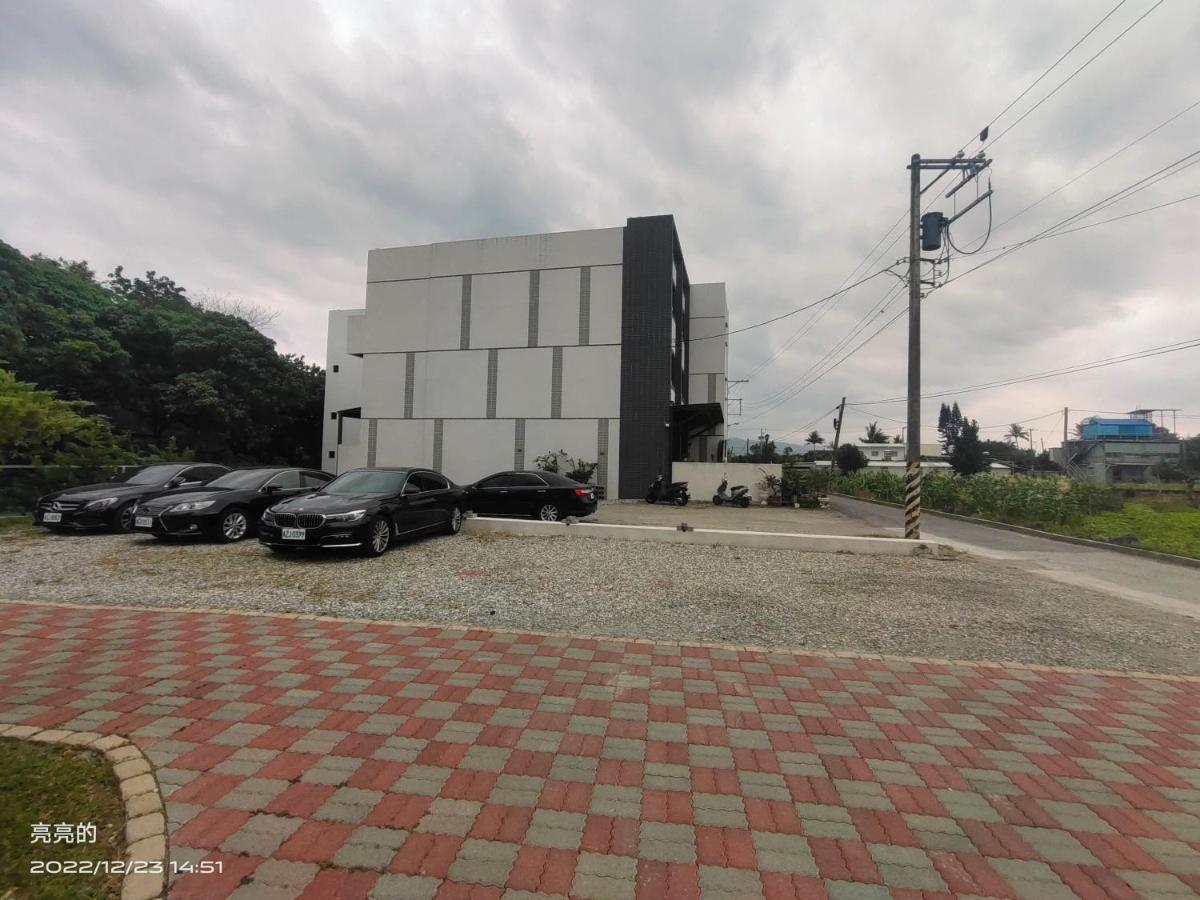 花蓮法蘿拉電梯田園民宿附設私人停車場 Ji'an Exteriér fotografie